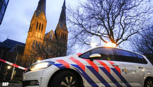 Huizen rond Elandkerk Den Haag opnieuw ontruimd na stormschade [+video]
