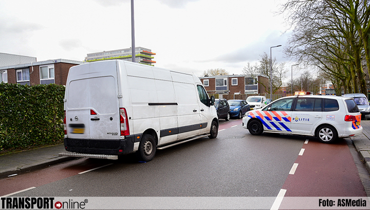 PostNL-bezorger zwaargewond na mishandeling in Hoogvliet Rotterdam [+foto's]