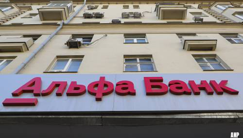 Aantal Russische banken verliest toegang tot SWIFT