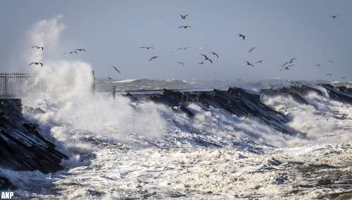 Storm Eunice zorgt voor hardste windstoot ooit gemeten in Engeland