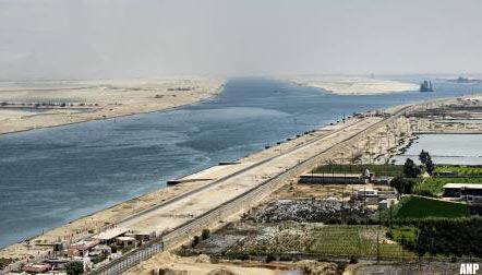 Werkzaamheden extra uitbreiding Suezkanaal begonnen