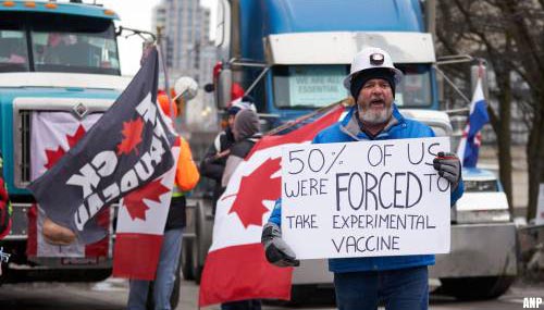 Ontario trekt meer coronamaatregelen in en heft vaccinatiepas op