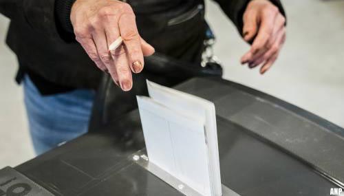 Opkomst van ruim 100 procent in kleinste stembureau van Nederland