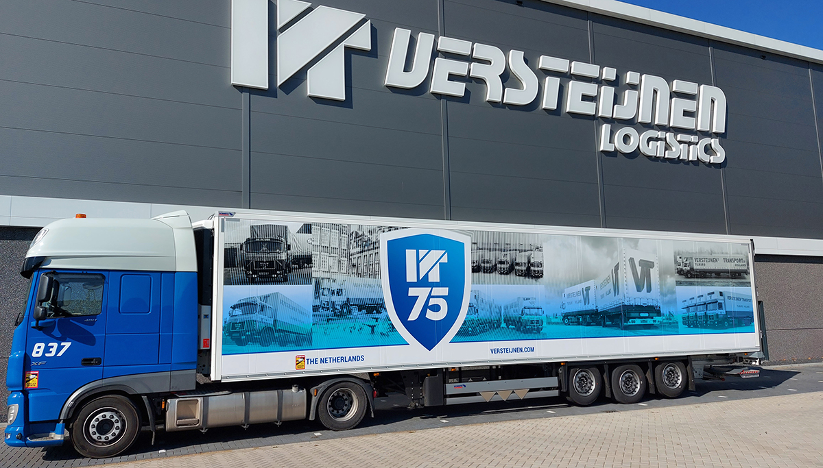 Twee nieuwe Schmitz Cargobull trailers voor Versteijnen Logistics