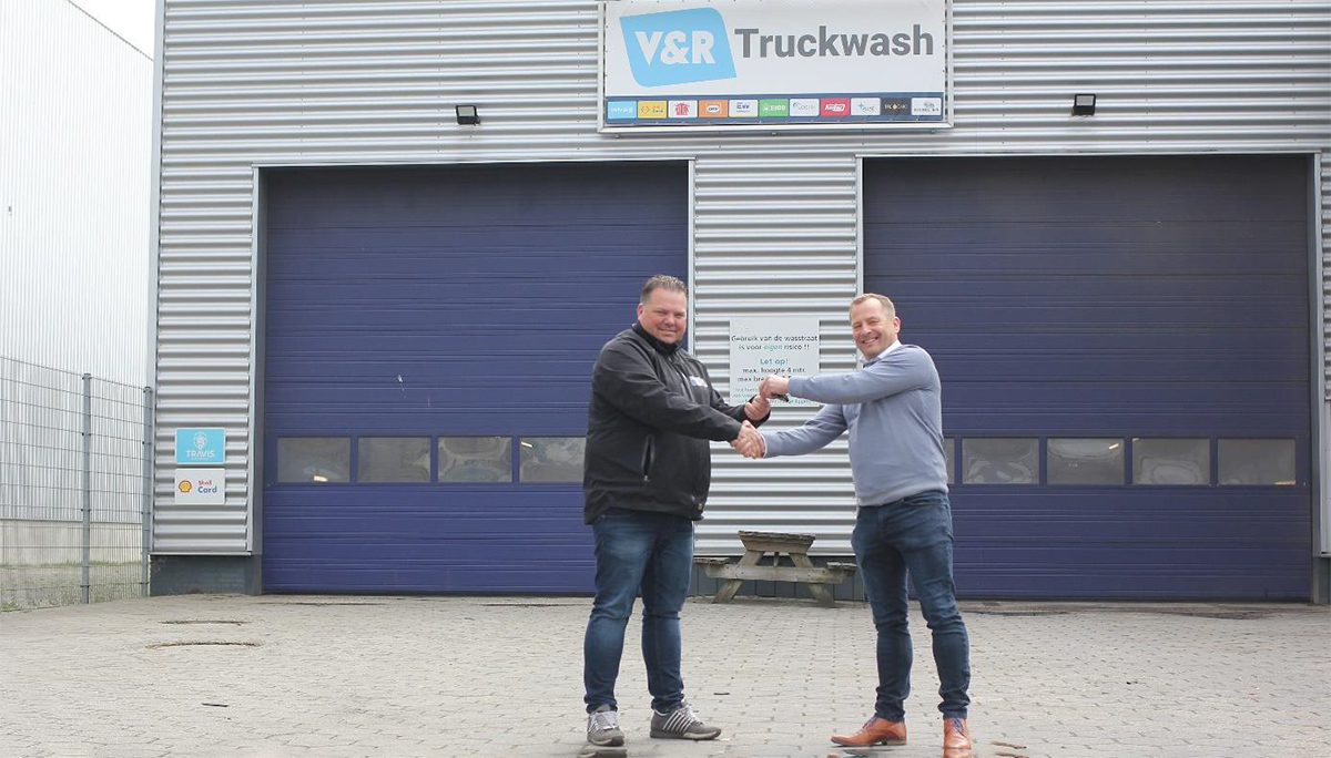 V&R Truckwash op industrieterrein Loven in Tilburg wisselt na 18 jaar van eigenaar