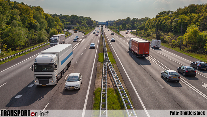 37 procent van Nederlandse vrachtwagenchauffeurs onbekend met eigen loonschaal