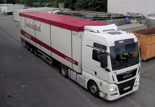 Twee trailers met metaal gestolen van Jantschitsch Transporte