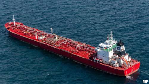 Tanker Sunny Liger met Russische gasolie nog steeds voor anker op Noordzee