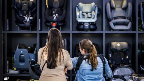 Consumentenbond keurt twee autostoeltjes voor kinderen af