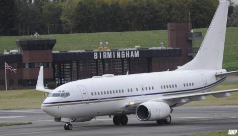 Lange rijen op Britse luchthavens door personeelstekorten