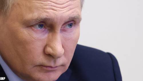 Newsweek: Poetin ontsnapt aan aanslag en behandeld voor kanker