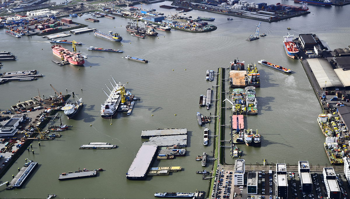 Havenbedrijf Rotterdam en Eneco maken groene walstroom voorziening voor Boskalis-schepen in Waalhaven