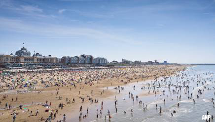 Dode op het strand in Scheveningen, mogelijk door het warme weer