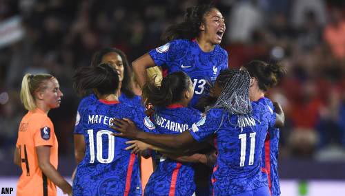 Voetbalsters verliezen van Frankrijk in kwartfinale van EK