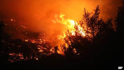 Griekse dorpen in de buurt van Athene ontruimd wegens branden