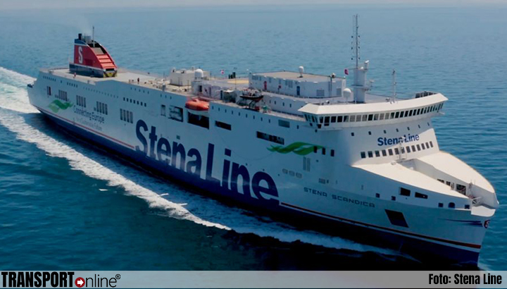 Veerboot de Stena Scandica voor Zweedse kust in brand, passagiers geëvacueerd [+foto's]