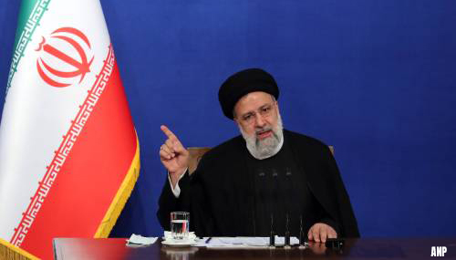 Iraanse president waarschuwt voor beslissend ingrijpen