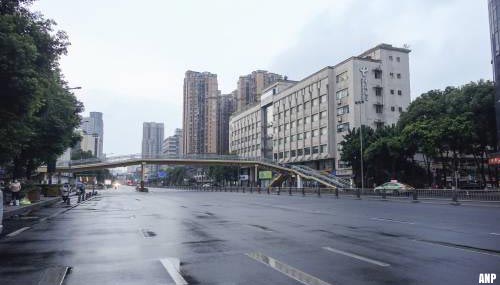 Chinese miljoenenstad Chengdu langer in lockdown vanwege corona