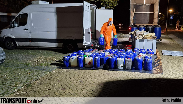 Bestelbus vol zwaar giftig synthetisch drugsafval geparkeerd in woonwijk in Breda [+foto's]