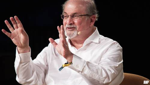 Oog en hand Salman Rushdie onbruikbaar na aanslag