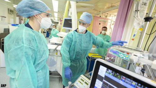 Snelste weekendtoename in coronazalen ziekenhuizen sinds maart