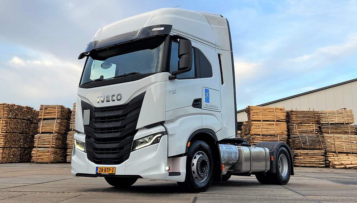 Nieuwe IVECO S-WAY voor ADJ Logistiek BV uit Cothen