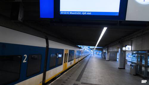 Stroomstoring ontregelt treinverkeer van en naar Utrecht