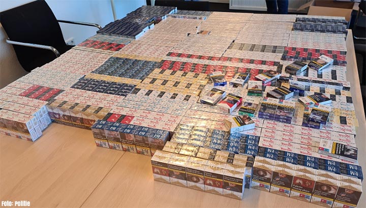 Ruim 32.000 illegale sigaretten aangetroffen in woning Den Haag