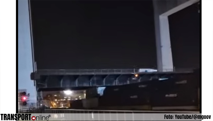 Containerschip vaart tegen Europabrug in Belgische Vilvoorde [+video]