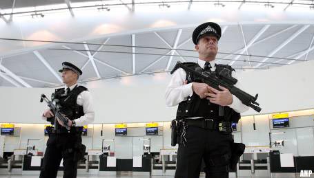 Britse grenspolitie staakt rond feestdagen op vliegvelden