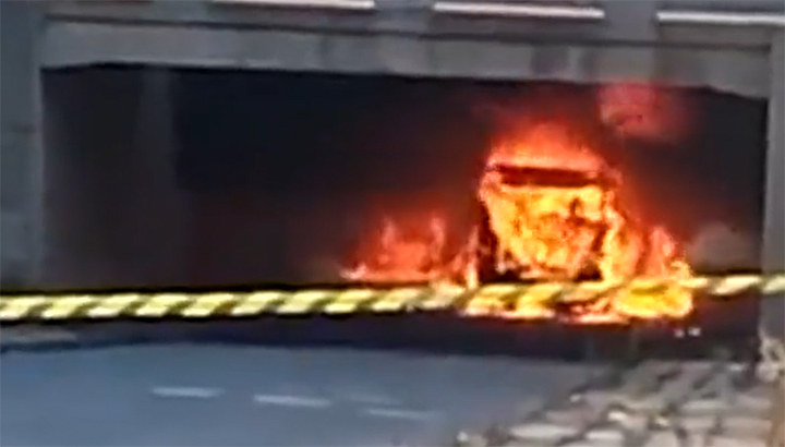 Tankvrachtwagen ontploft in Zuid-Afrika: 9 doden en 40 gewonden [+foto's&video's]
