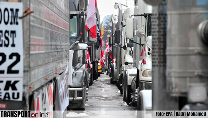 Bedrijven in VS en Canada roepen vrachtwagenchauffeurs op blokkade op te heffen