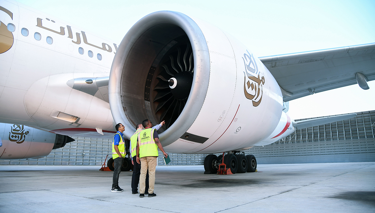 Emirates voltooit grondtesten met 100% duurzame vliegtuigbrandstof
