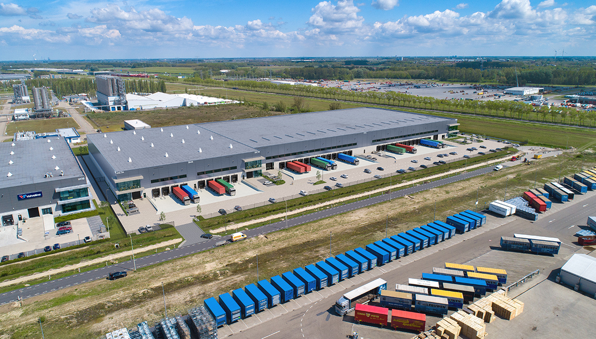 DHG verhuurt 29.000 vierkante meter ADR Smartlog in Moerdijk aan Leschaco
