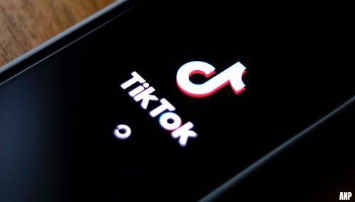 Kamermeerderheid voor verbod TikTok op telefoon rijksambtenaren