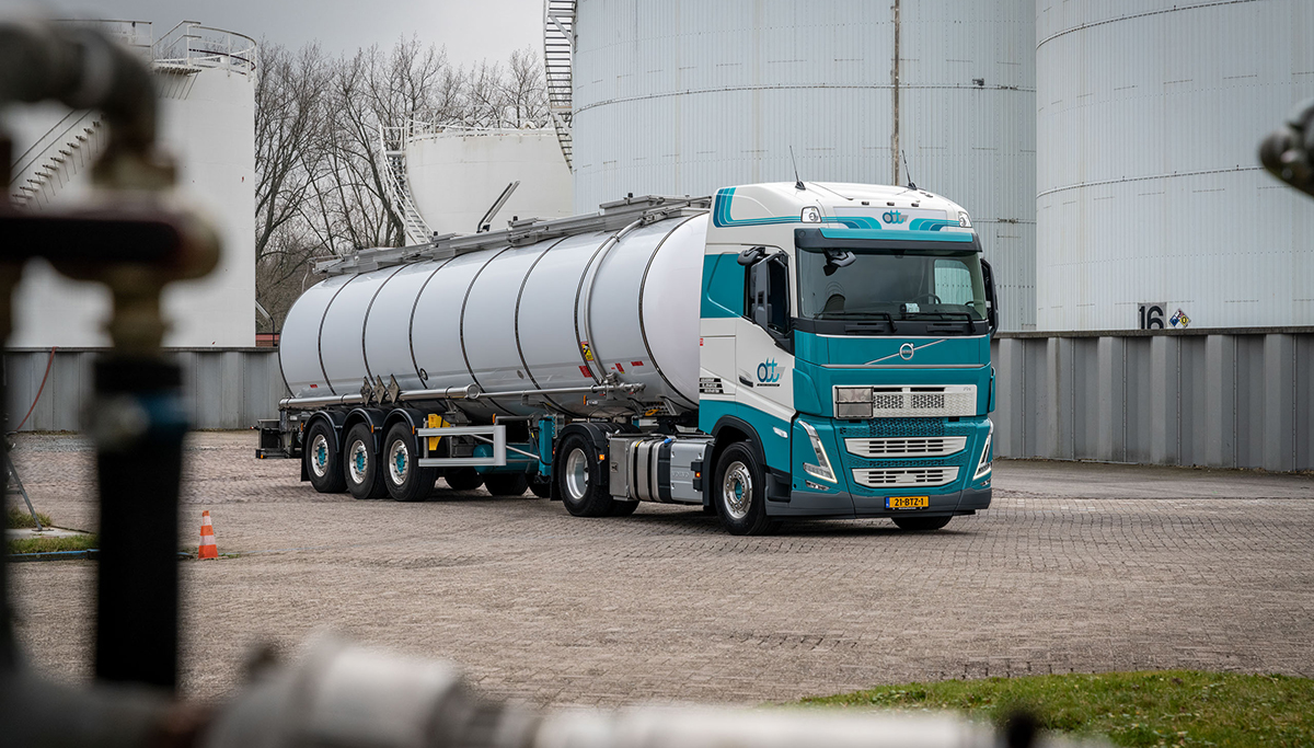Bijzondere mijlpaal voor OTT Liquid Solutions: ruim honderd Volvo-trucks