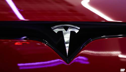 Verkeerstoezichthouder VS onderzoekt losrakende Tesla-sturen