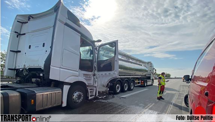 Vrachtwagen rijdt in file achterop tankwagen op Duitse A61 [+foto]