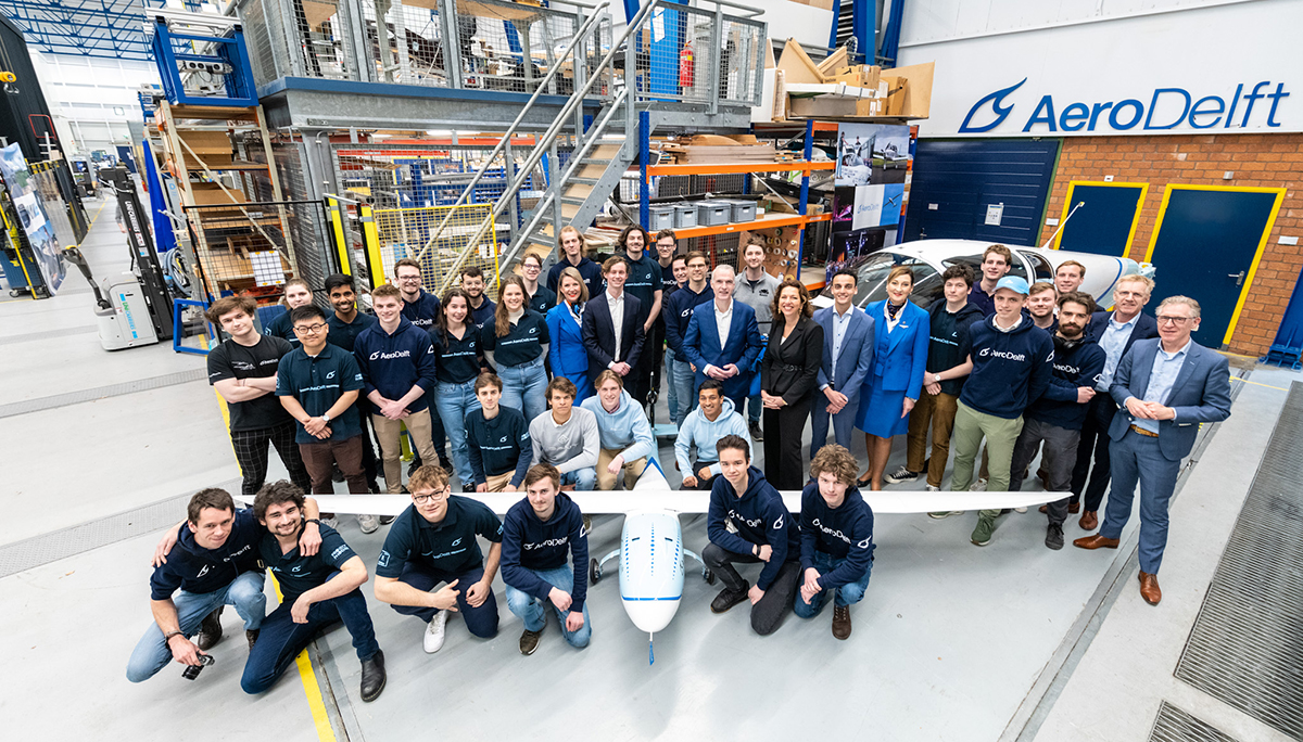KLM start samenwerking met AeroDelft studententeam voor het bouwen van een waterstofvliegtuig