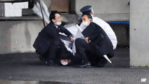 Japanse premier geëvacueerd na explosie tijdens toespraak