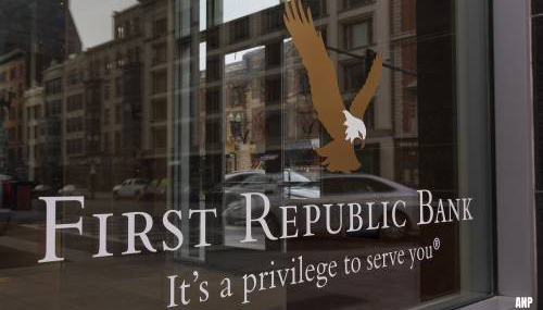 First Republic Bank valt om en wordt verkocht aan JPMorgan
