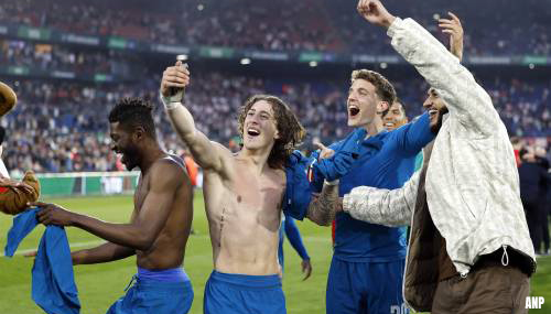 PSV klopt Ajax na strafschoppen en wint beker opnieuw