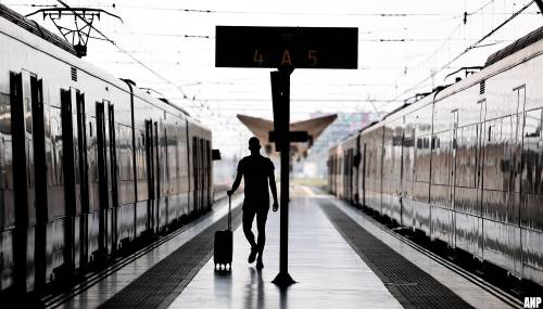 Brussel verdenkt Spaanse spoorwegen van wegdrukken rivalen