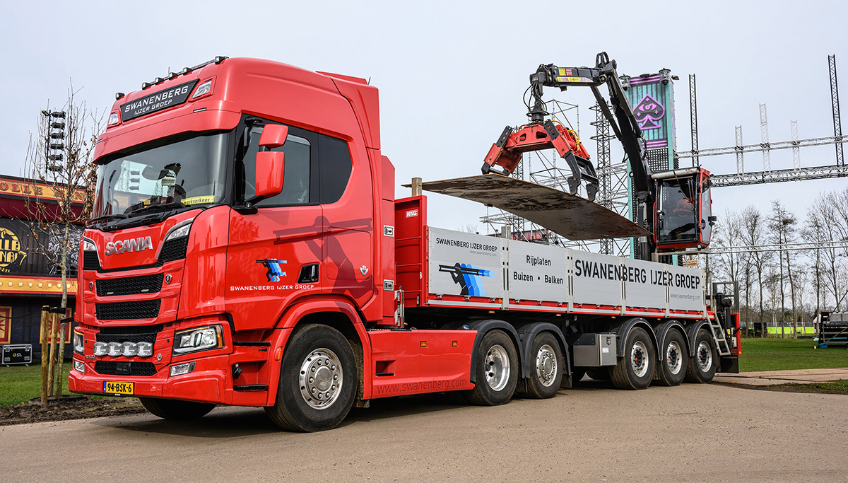 Swanenberg IJzer Groep neemt weer Scania V8 in gebruik