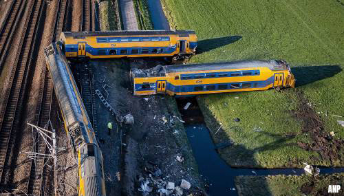 ProRail: dagenlang geen treinen op traject na ongeval Voorschoten.