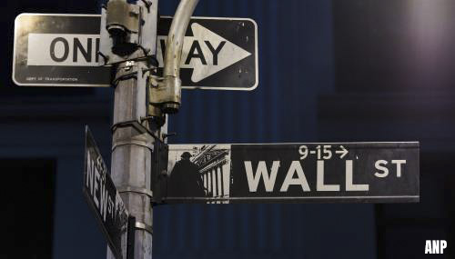 Tupperware bijna gehalveerd op terughoudend Wall Street