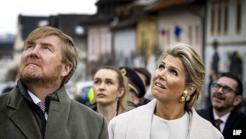 Rapportcijfer Willem-Alexander en Máxima gedaald, Amalia krijgt 7