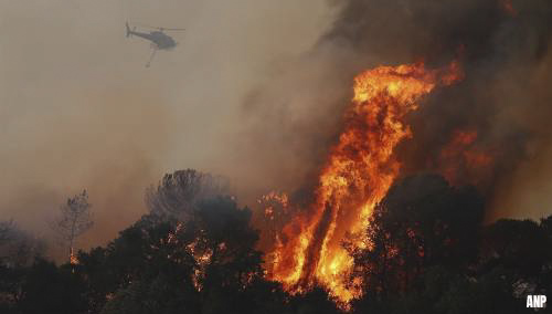 Eerste grote bosbrand van 2023 in Frankrijk woedt in de Pyreneeën