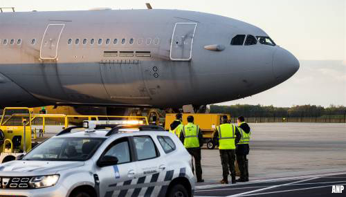 Laatste evacuatievlucht vanuit Soedan aangekomen in Eindhoven