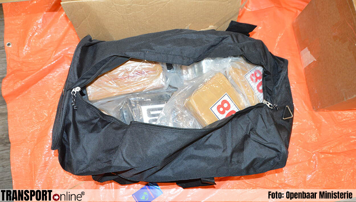 450 kilo cocaïne gevonden tussen lading geconserveerd fruit [+foto's]